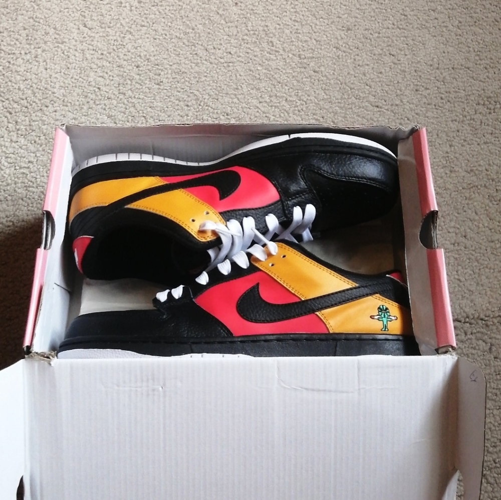 Nike sb Dunk low raygun og 2005 (resells)